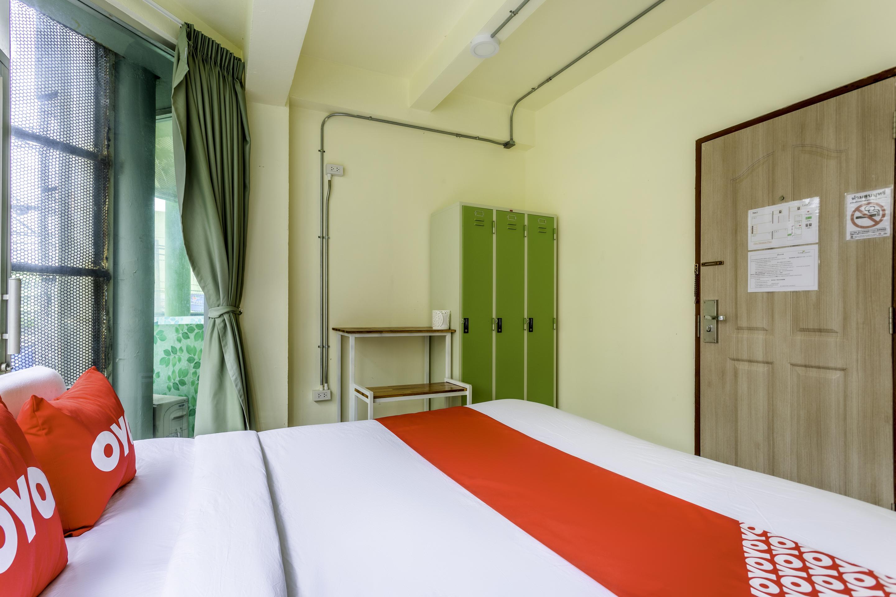 Oyo 928 Leaf Hostel Chiang Mai Eksteriør bilde