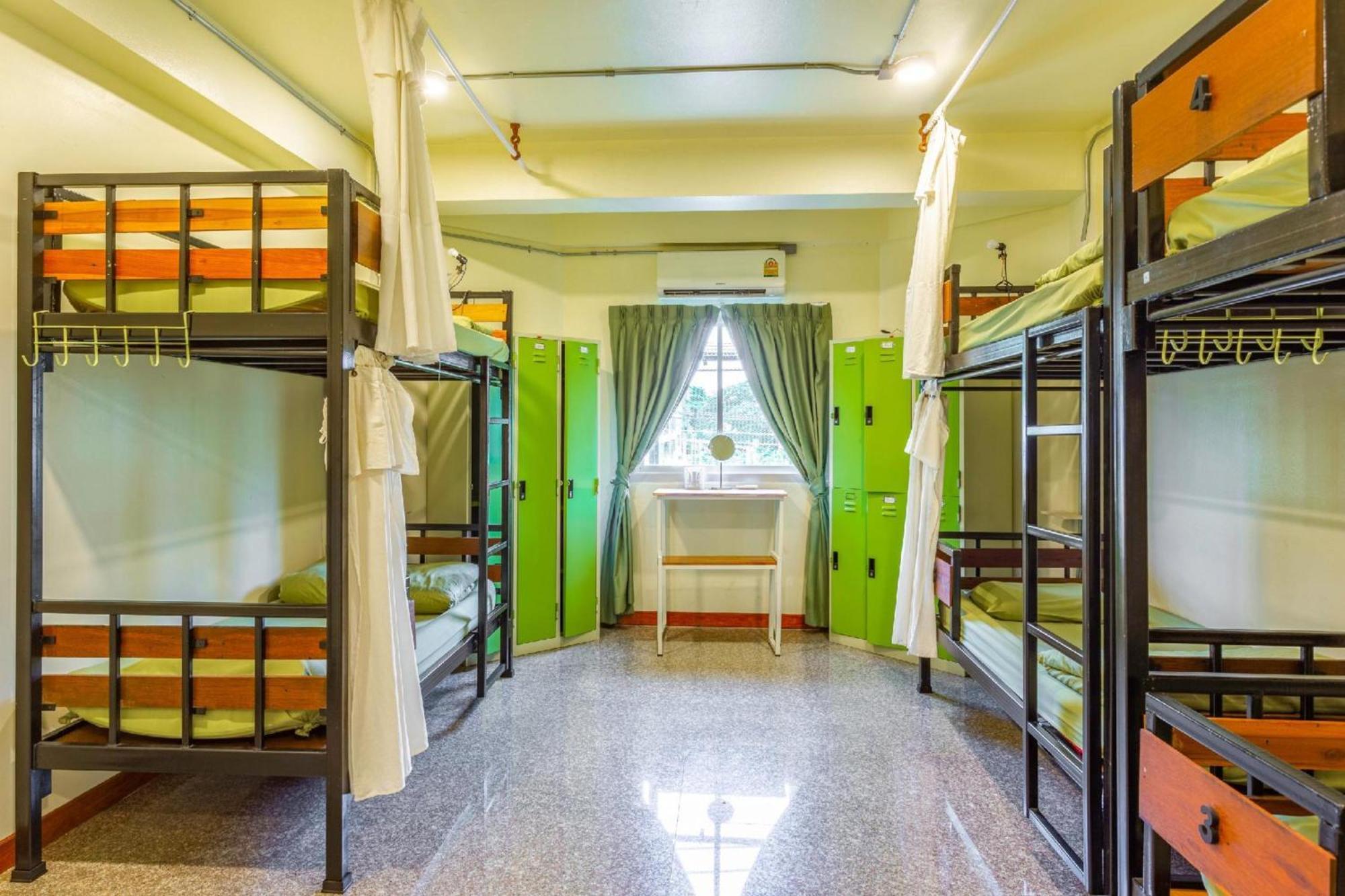 Oyo 928 Leaf Hostel Chiang Mai Eksteriør bilde