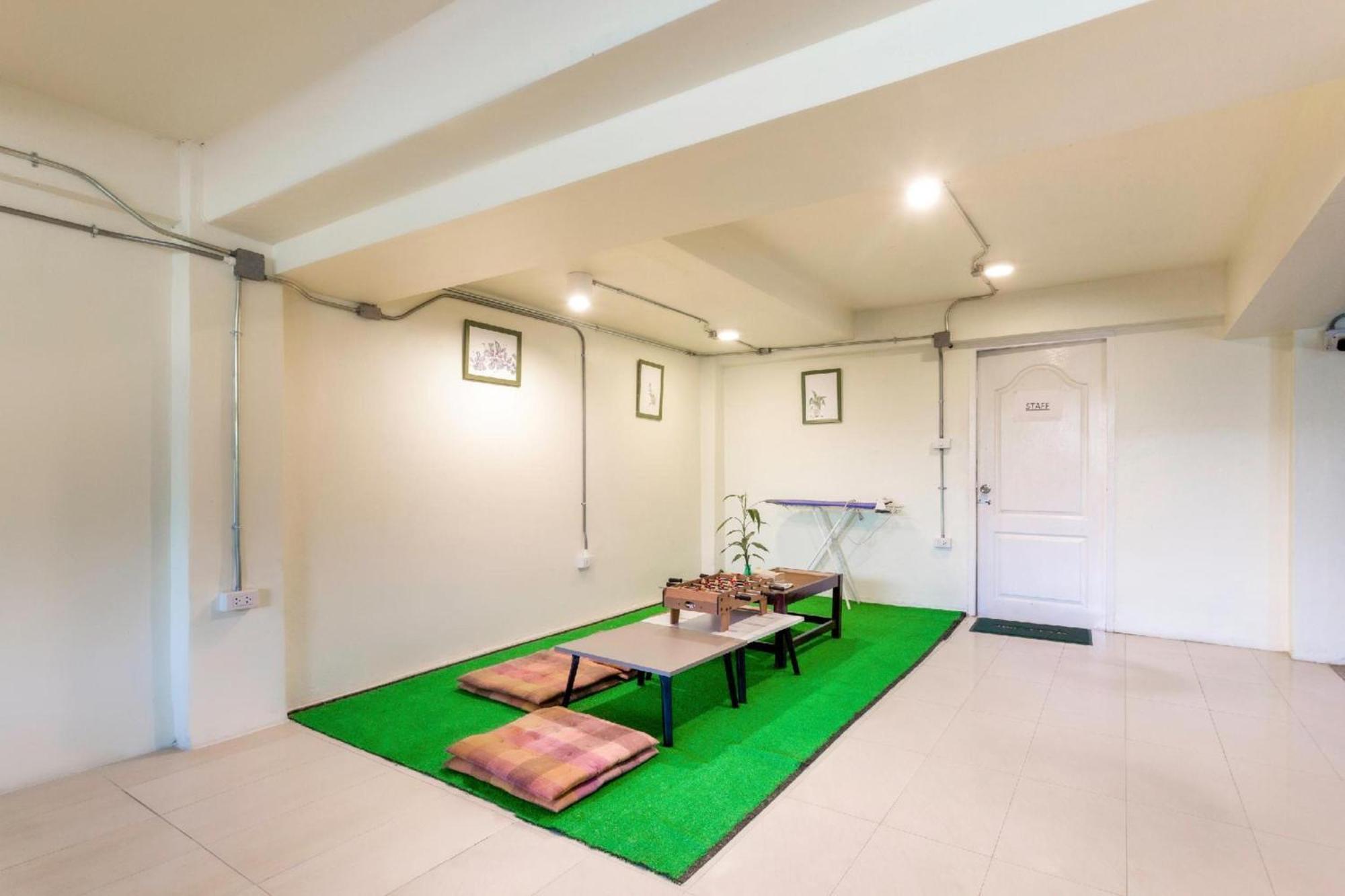 Oyo 928 Leaf Hostel Chiang Mai Eksteriør bilde